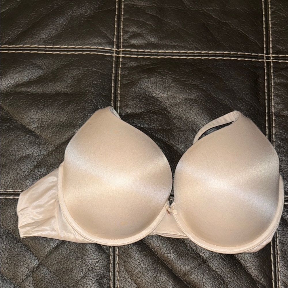 Victoria's Secret Body By Victoria Perfect Shape Bra in Tan